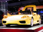 naiasferrari002.jpg (243133 bytes)