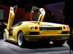 naiaslambo006.jpg (203199 bytes)